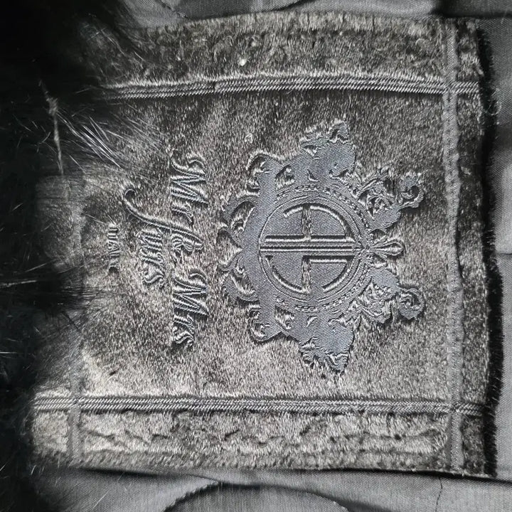 [BUNJANG] Mr &amp; Mrs Furs Parka Black M / 미스터 앤 미세스 퍼 야상 블랙 M