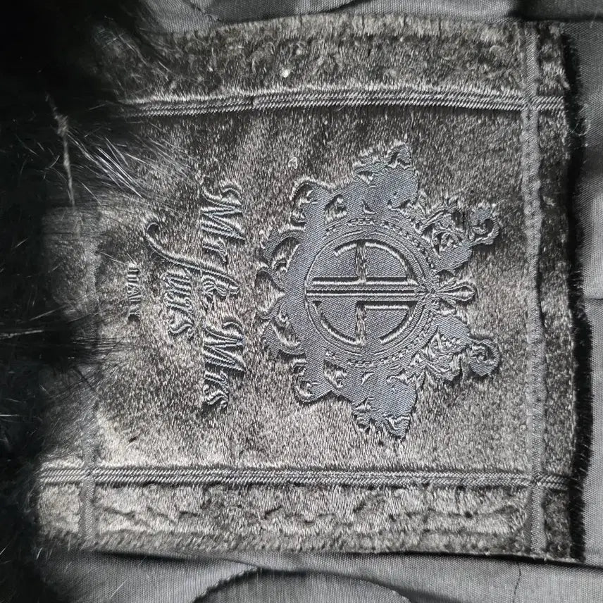 [BUNJANG] Mr &amp; Mrs Furs Parka Black M / 미스터 앤 미세스 퍼 야상 블랙 M