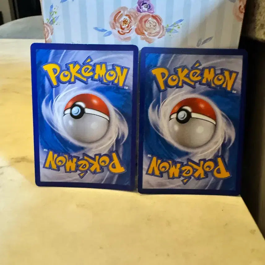 [BUNJANG] Pokemon Reshiram & Charizard / Eevee GX Card Bundle / 포켓몬 카드 레시라무&리자몽/이브이 GX