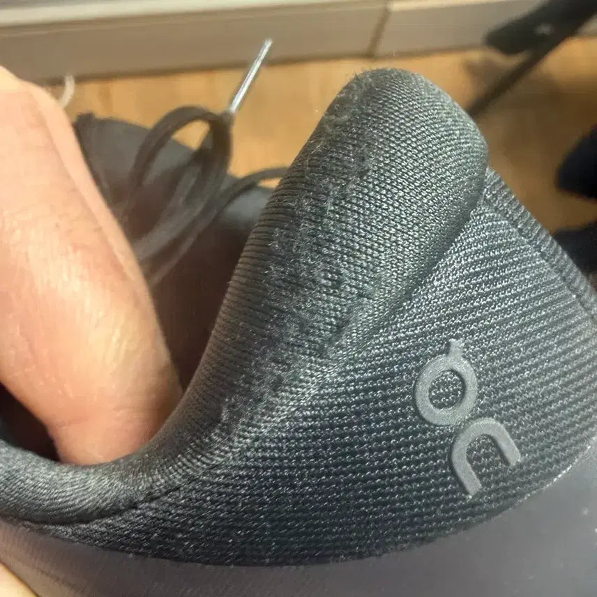 [BUNJANG] Onpa'f Cloudventure Black Sneakers / 온파프 클라우드벤처 블랙 265 판매 (온러닝 포스트아카이브팩션)