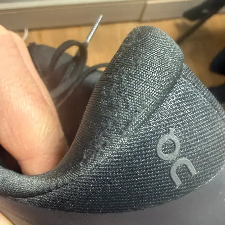 [BUNJANG] Onpa'f Cloudventure Black Sneakers / 온파프 클라우드벤처 블랙 265 판매 (온러닝 포스트아카이브팩션)