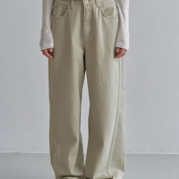[BUNJANG] Coored Tone Curved Denim Beige Short XS / 코어드 톤 커브드 데님 베이지 Short XS