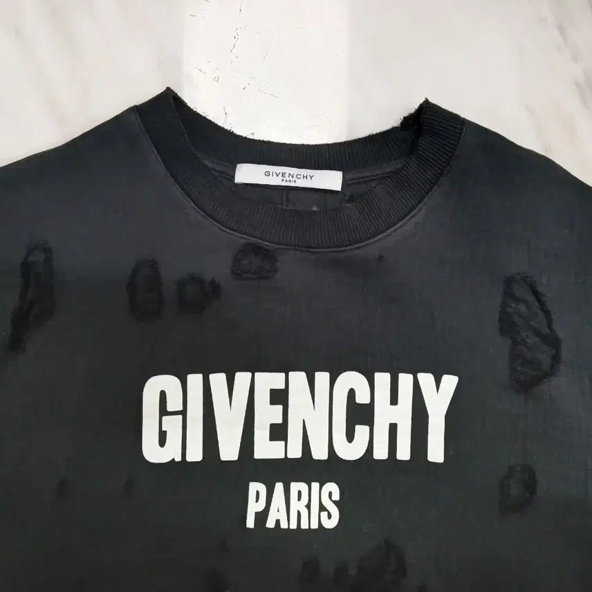 [BUNJANG] Givenchy Distressed Sweatshirt - Black / [정품] 지방시 디스트로이드 맨투맨 S 사이즈(발망 아미리 디스퀘어드2)