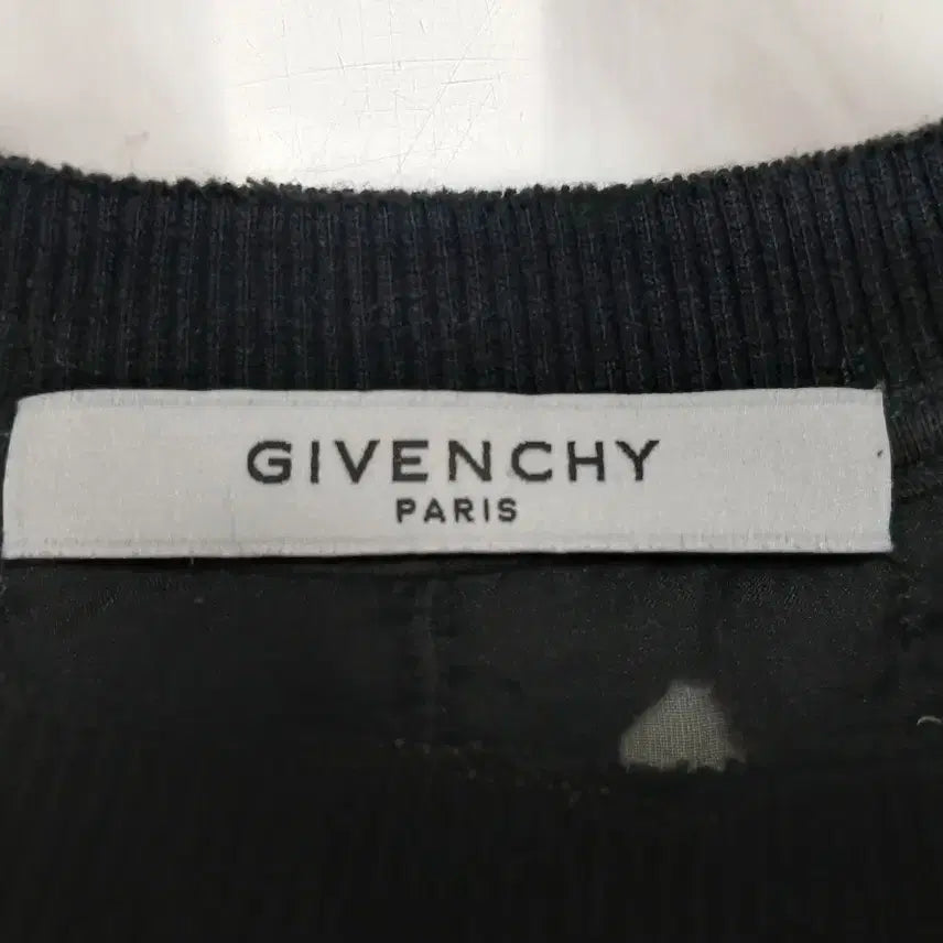[BUNJANG] Givenchy Distressed Sweatshirt - Black / [정품] 지방시 디스트로이드 맨투맨 S 사이즈(발망 아미리 디스퀘어드2)
