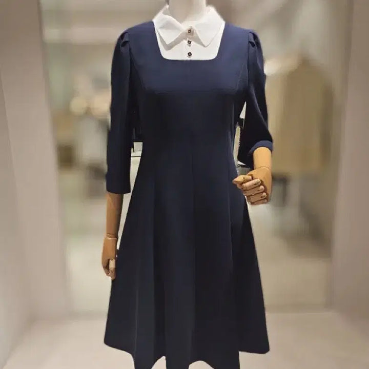 [BUNJANG] Satin Square Neck Flare Dress / satin 스퀘어넥 플레어 원피스 판매합니다