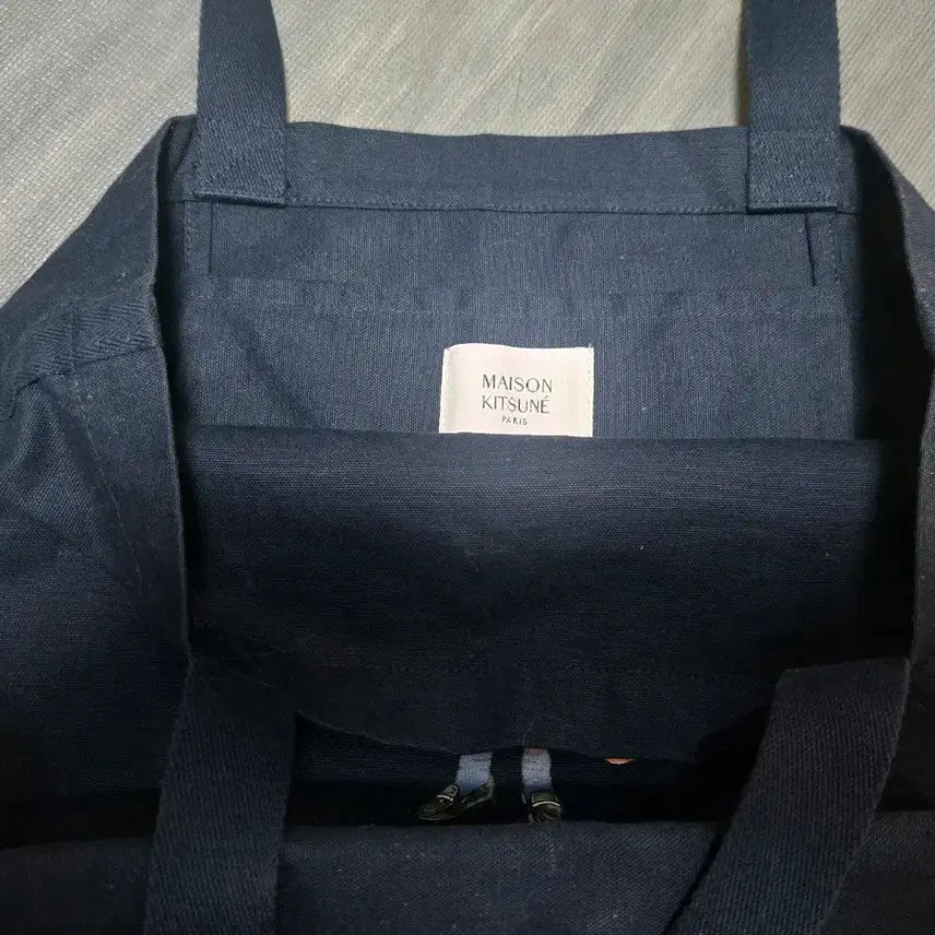[BUNJANG] Maison Kitsune Canvas Tote Bag / 메종키츠네 가방 남녀공용 거의새것 (숄더백 에코백 캔버스백)