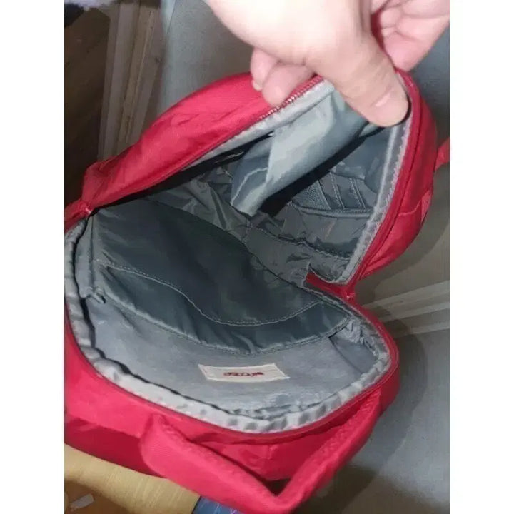 [BUNJANG] Incase Red Casual Backpack / 인케이스 정품 ( 레드 ) 캐쥬얼 백팩 / 상태우수품 / 실사진참고