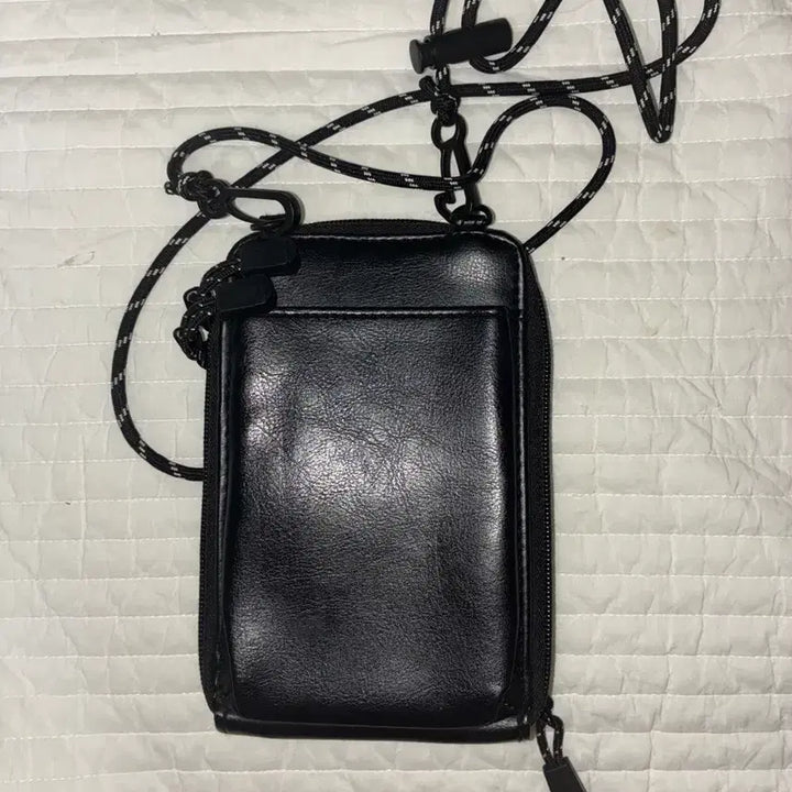 [BUNJANG] BAPE Mini Crossbody Bag / 베이프 블랙 미니 크로스백