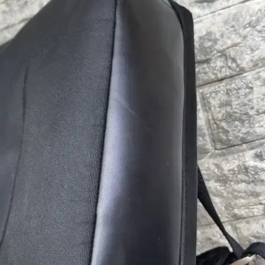 [BUNJANG] Mandarina Duck Backpack Laptop Bag / 만다리나덕 백팩 노트북가방