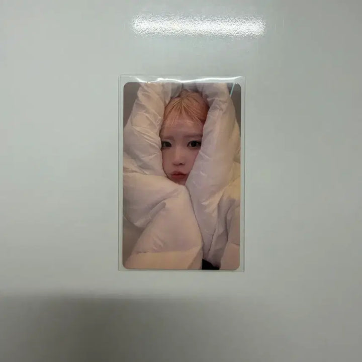 [BUNJANG] fromis_9 Hayoung Blanket Photocard / 프로미스나인 하영 이불 포카 포토카드