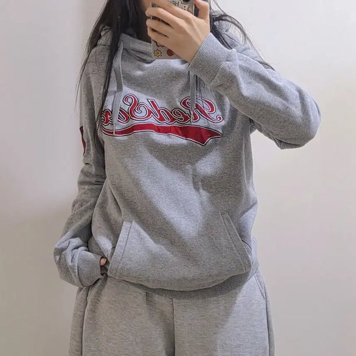 [BUNJANG] MLB Grey Lettering Hoodie Y2K Style / MLB 그레이 레터링 후드티 y2k