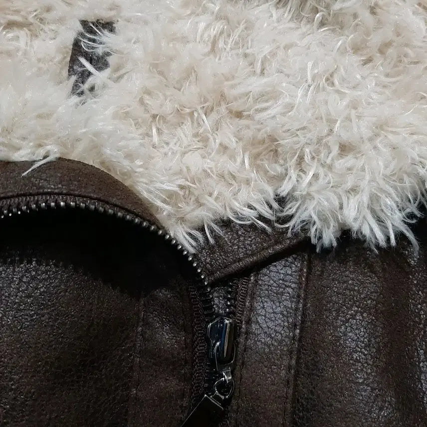 [BUNJANG] City Gee Mustang Jacket / city Gee 무스탕 자켓 77
