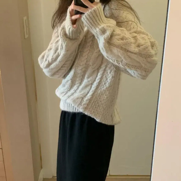 [BUNJANG] Flannel Cable Knit Sweater / 플라넬 케이블 꽈배기 니트