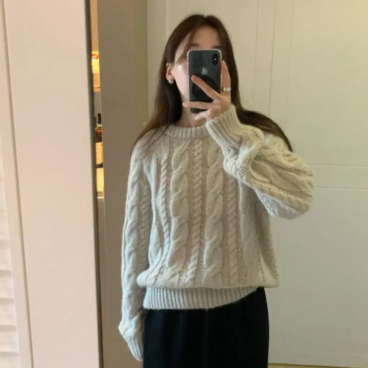 [BUNJANG] Flannel Cable Knit Sweater / 플라넬 케이블 꽈배기 니트