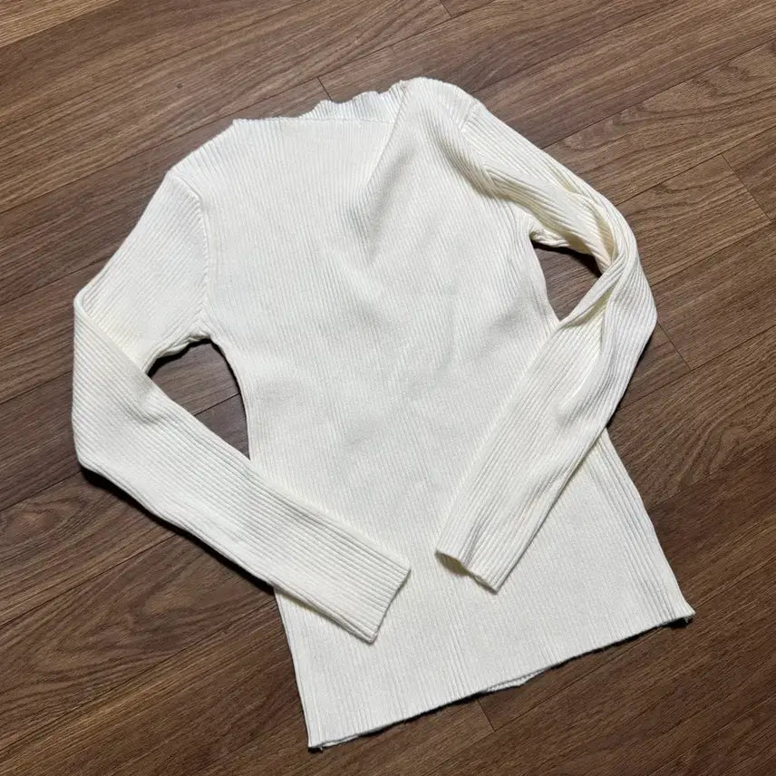 [BUNJANG] Moabin Ivory Ribbed Knit Sweater / 모아빈 보그 골지 니트 아이보리 F