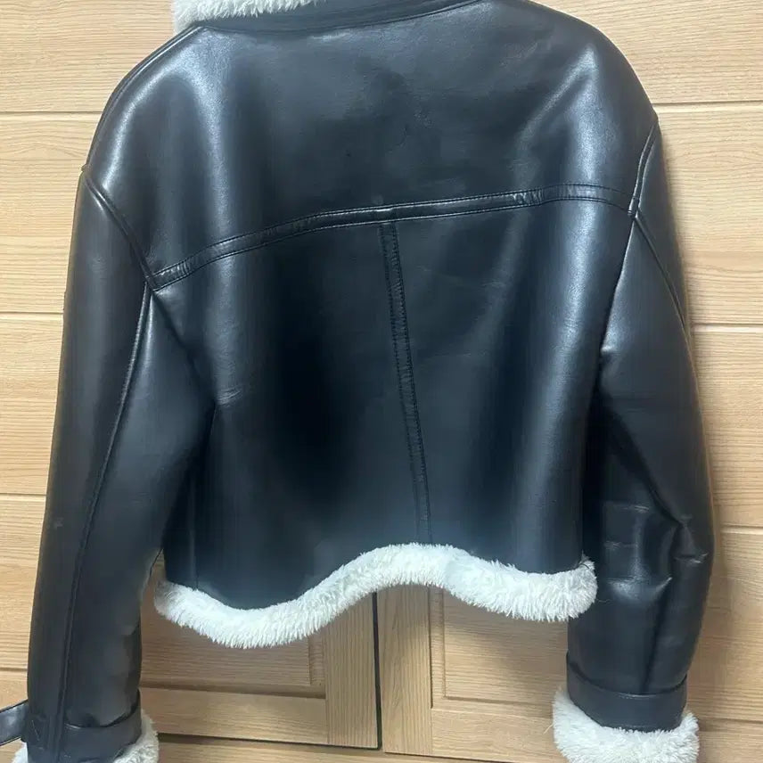 [BUNJANG] Leatherly Oblique Oversized Leather Mouton Jacket / 레더리 오블리크 오버핏 레더 무스탕 자켓