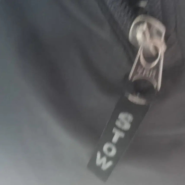 [BUNJANG] The North Face Nuptse 700 Matte Black Jacket / 노스페이스 눕시 700 해외판 무광 블랙 m