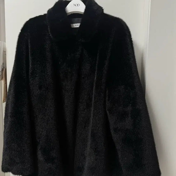 [BUNJANG] nod Black Faux Fur Jacket / 엔오디 퍼 자켓 블랙 nod