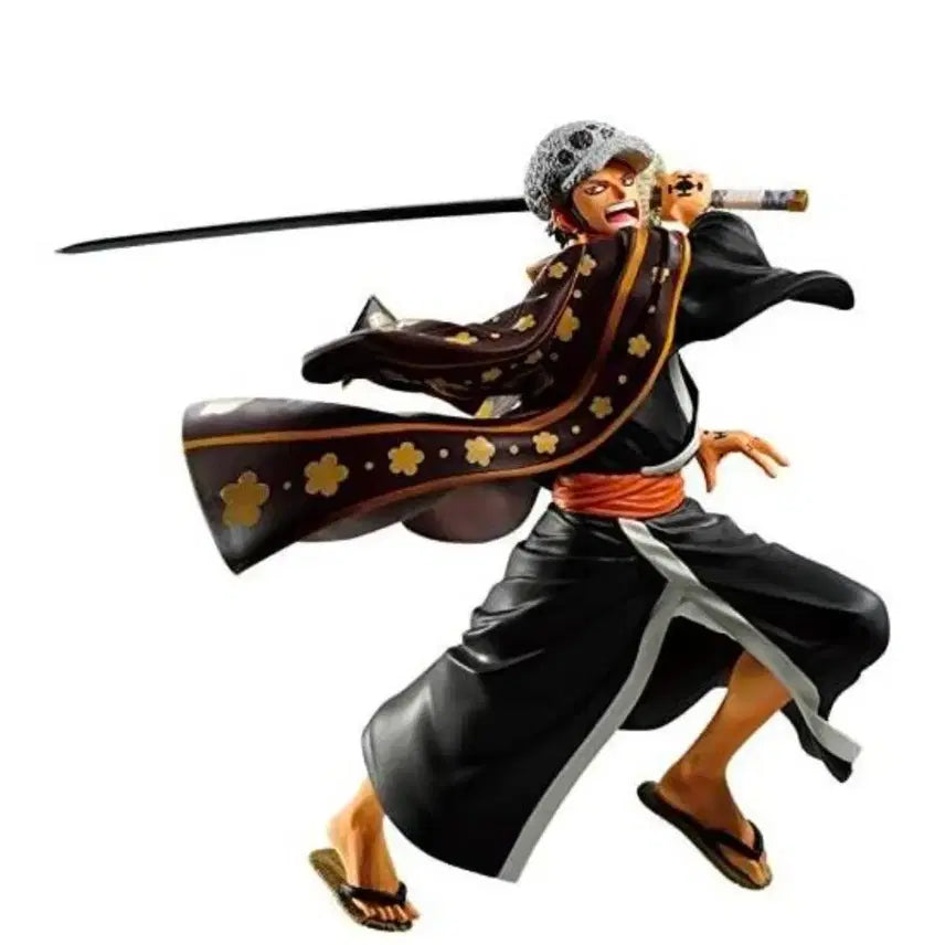 [BUNJANG] One Piece Kuzhi Full Force D Law Figure / 미개봉) 원피스 쿠지 풀포스 D상 로우 금고양이 피규어