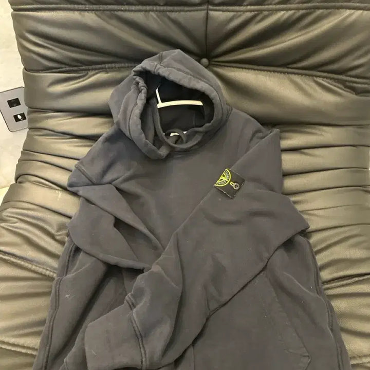 [SOLD OUT] 스톤아일랜드 후드티 네이비