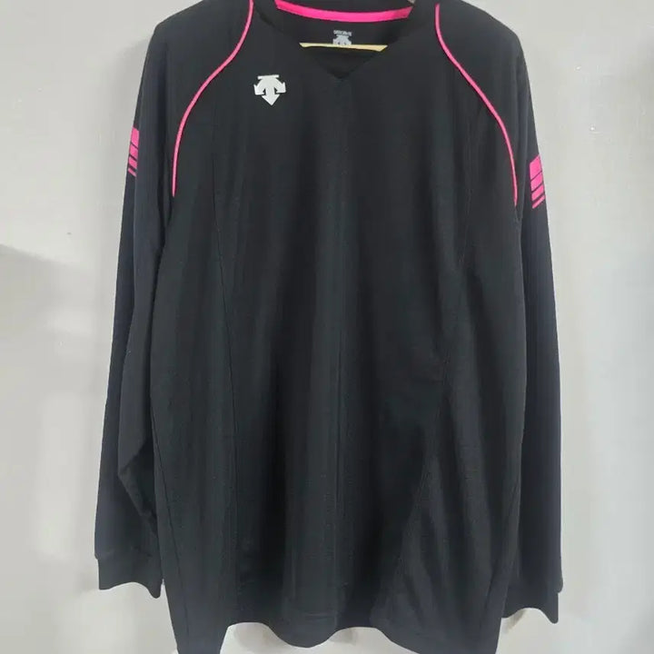 [BUNJANG] Descente Long Sleeve T-Shirt - Black L / 데상트 긴팔 티셔츠  L (104-8)