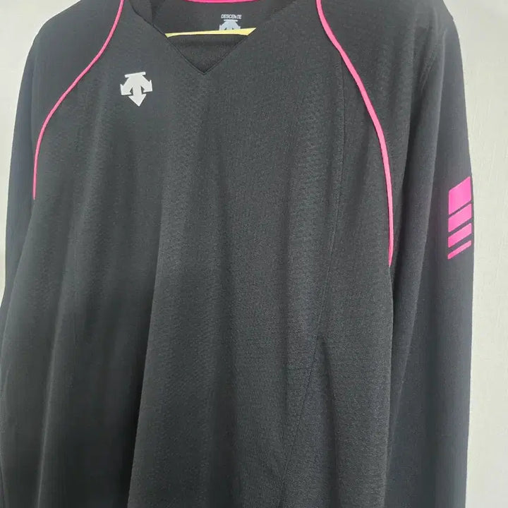 [BUNJANG] Descente Long Sleeve T-Shirt - Black L / 데상트 긴팔 티셔츠  L (104-8)