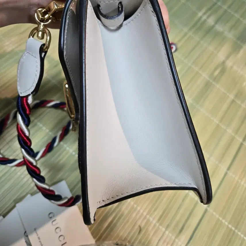 [BUNJANG] Gucci Sylvie Bag / 구찌 실비백