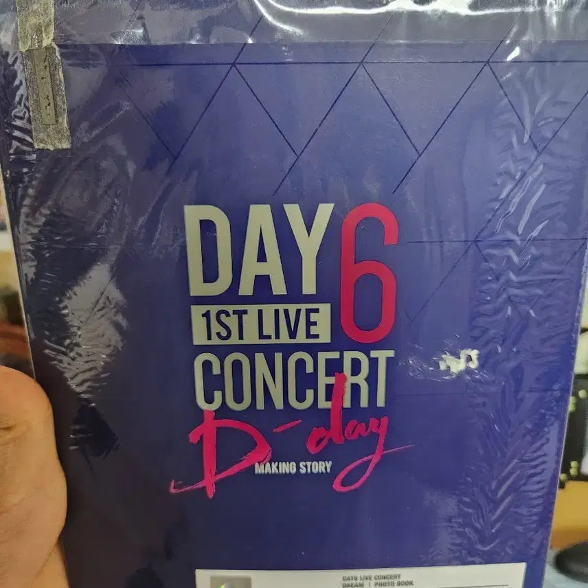 [BUNJANG] DAY6 1st Concert Photobook / 데이식스 DAY6 첫번째 콘서트 포토북