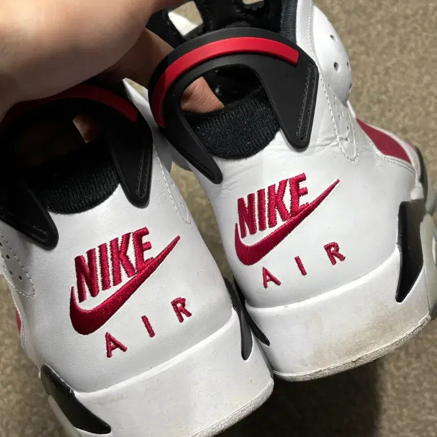 [BUNJANG] Nike Air Jordan 6 Carmine Sneakers / 나이키 에어 조던 6 카마인 260 (내부 보풀감 존재)