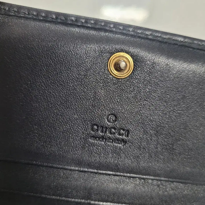 [BUNJANG] Gucci Marmont Matelassé Bifold Wallet / 구찌 마몬트 마틀라세 중지갑 블랙 GG로고