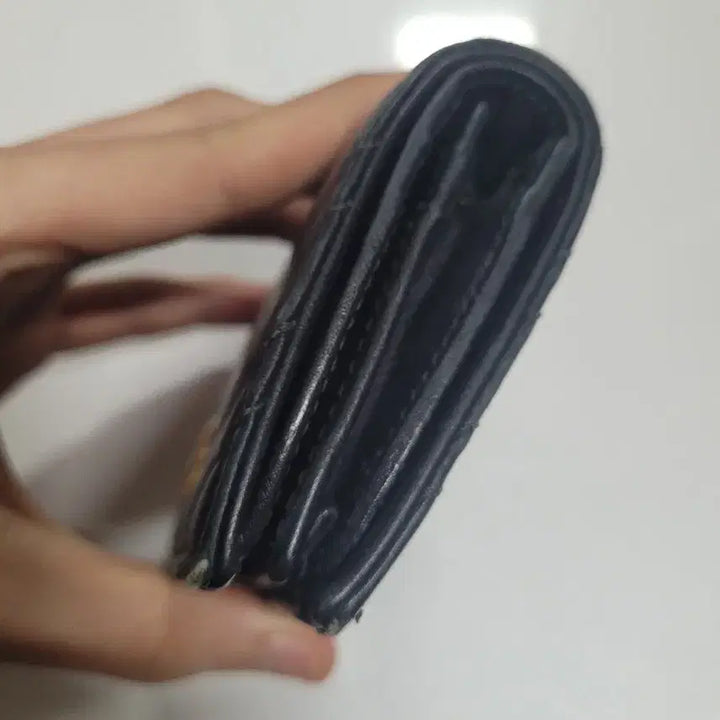 [BUNJANG] Gucci Marmont Matelassé Bifold Wallet / 구찌 마몬트 마틀라세 중지갑 블랙 GG로고