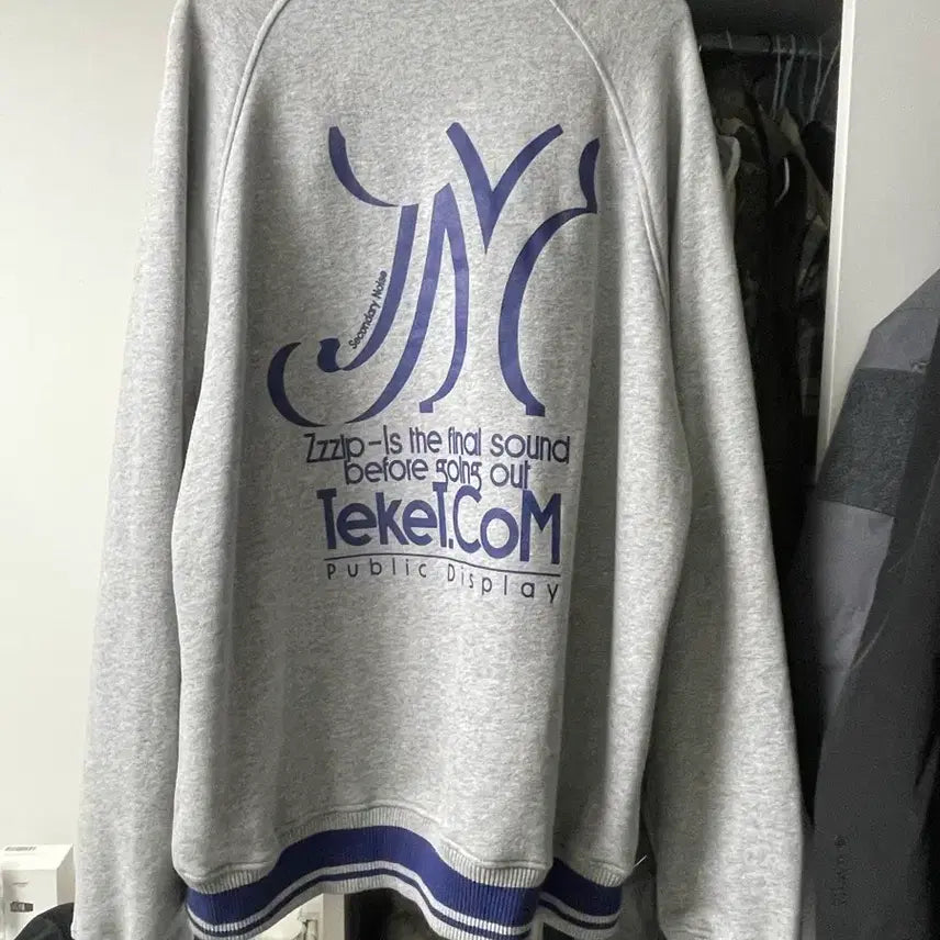 [BUNJANG] Teket L Size Zip-up Jacket / 테켓 집업 L