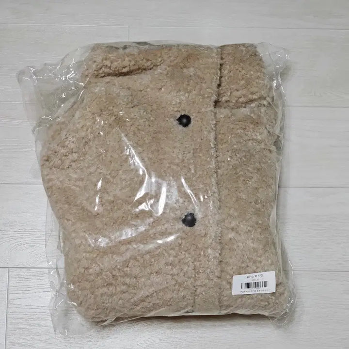 [BUNJANG] MuseNine Lambswool Mouton Jacket Beige / [새제품] 뮤즈나인 램스울 무스탕 자켓 점퍼 뽀글이 베이지