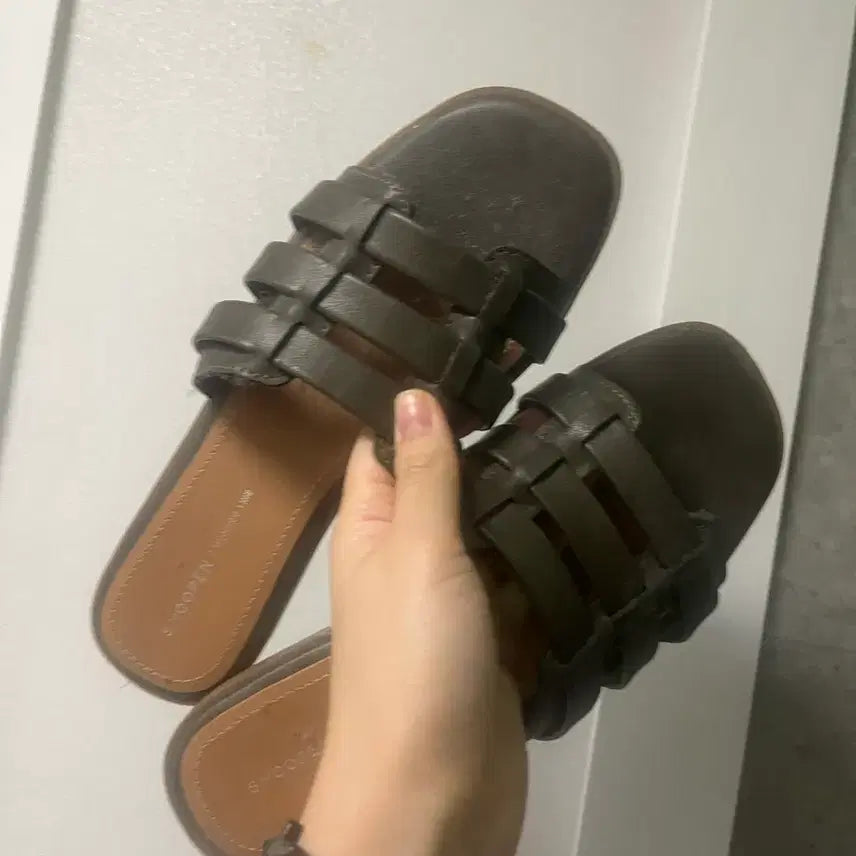 [BUNJANG] Shoopen Strap Slippers Khaki 230mm / (1회착용)슈펜 스트랩 슬리퍼 카키색 230사이즈