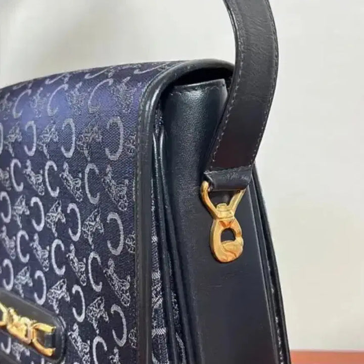 [BUNJANG] Celine Blason Shoulder Bag / (30.5)셀린느 블라종 숄더백