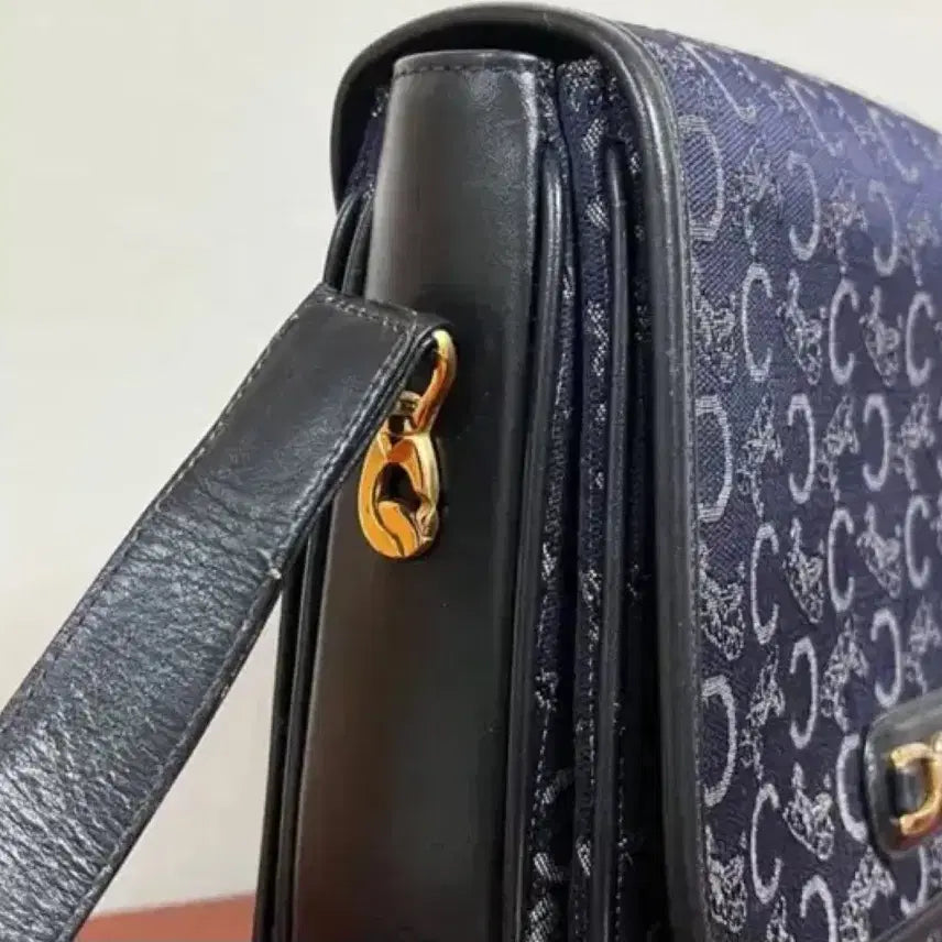 [BUNJANG] Celine Blason Shoulder Bag / (30.5)셀린느 블라종 숄더백