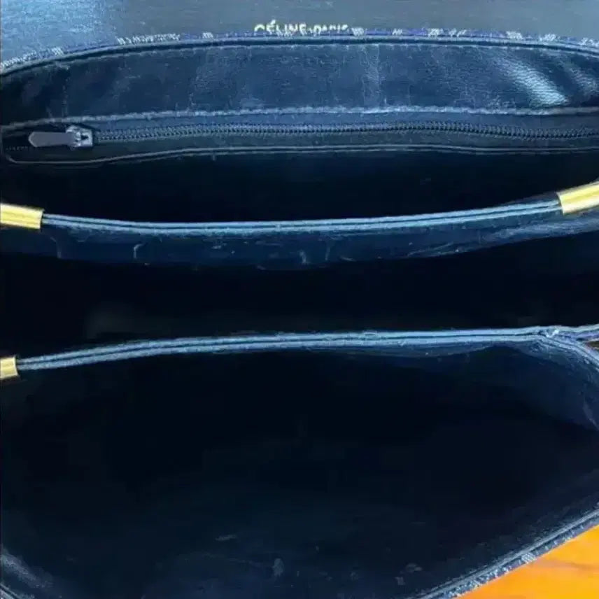 [BUNJANG] Celine Blason Shoulder Bag / (30.5)셀린느 블라종 숄더백