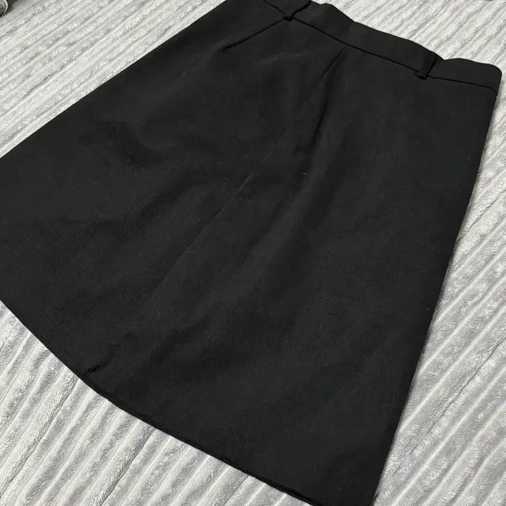 [BUNJANG] Aftermonday Wool H-Line Skirt / 모직 H라인 스커트 치마 / 릿킴 아케 블랙업 에프터먼데이 미스치프