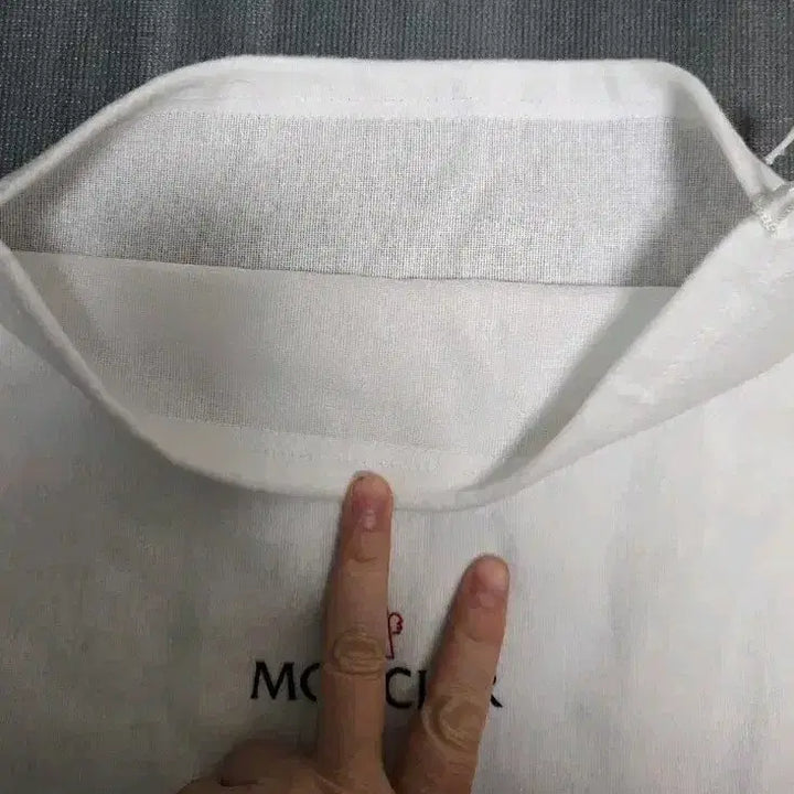 [BUNJANG] Moncler Dust Bag White 32*39 / 몽클레어 더스트백 화이트 32*39