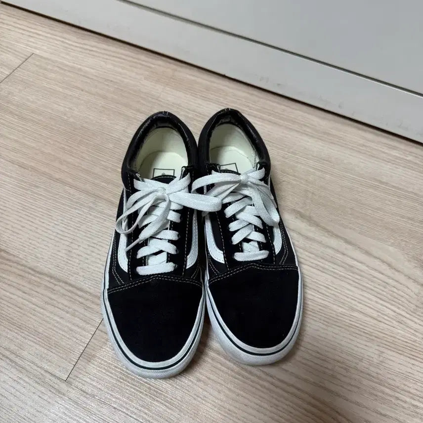 [BUNJANG] Vans Old Skool Platform Black Sneakers / 반스 올드스쿨 플랫폼 블랙 (240)