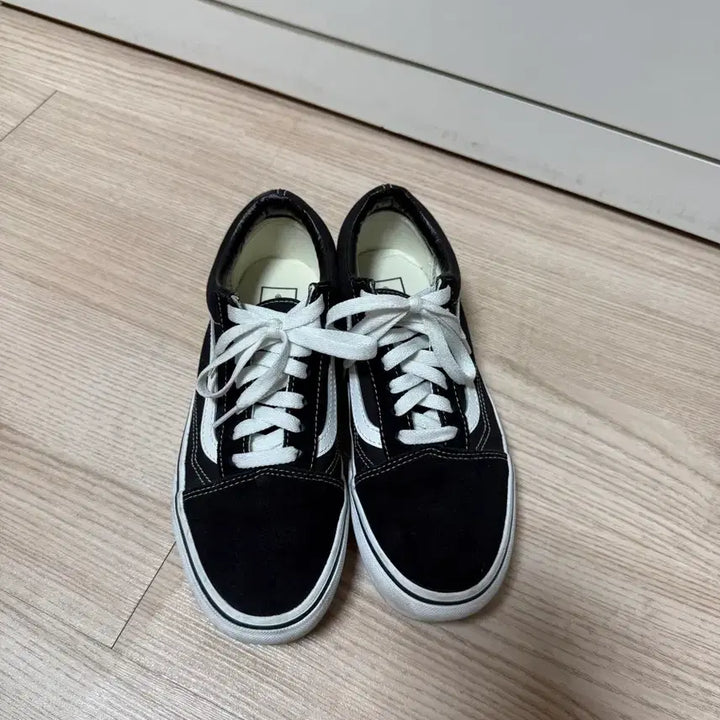 [BUNJANG] Vans Old Skool Platform Black Sneakers / 반스 올드스쿨 플랫폼 블랙 (240)