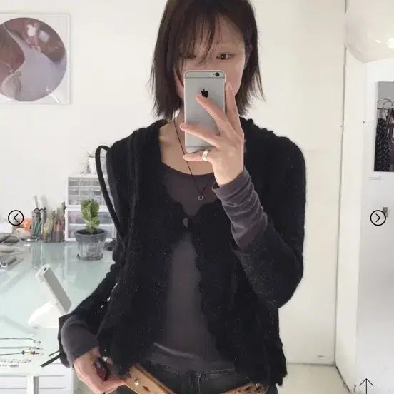 [BUNJANG] Vintage V-neck Cardigan Black / 빈티지 브이넥 가디건 블랙