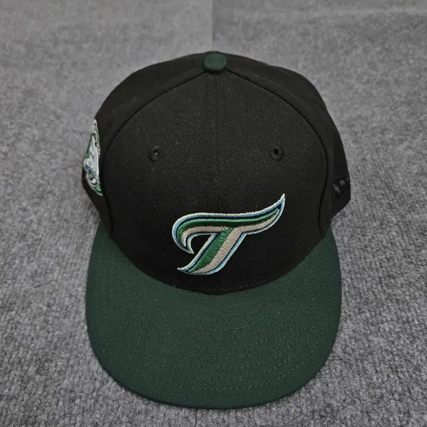 [BUNJANG] New Era Toronto 30th Anniversary Cap / 뉴에라 토론토 30주년 모자(급처)