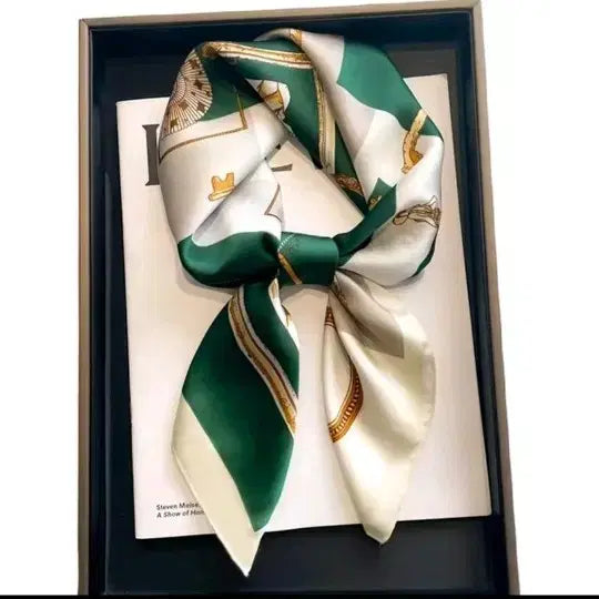 [BUNJANG] Silk Scarf Green/Ivory Pattern / 실크 스카프 그린/아이보리 패턴