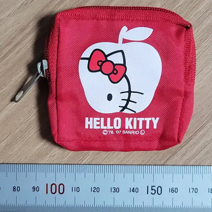 [BUNJANG] Hello Kitty Mini Pouch (School Pouch Collection Gacha) / 헬로키티 미니 파우치(헬로키티 스쿨 파우치 컬렉션 가챠)