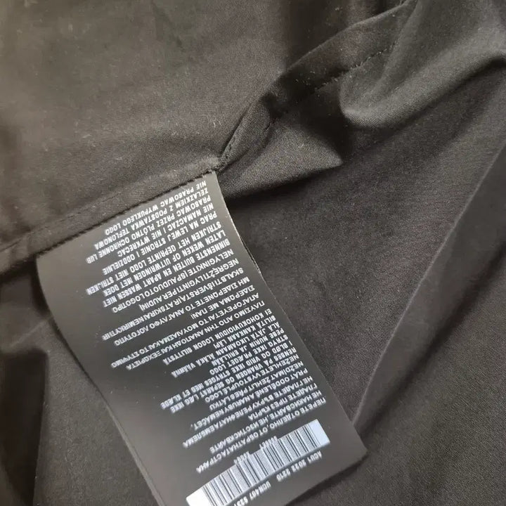 [BUNJANG] Prada Triangle Logo Cotton Shirt / 프라다 블랙 트라이 앵글 코튼 셔츠(정품)