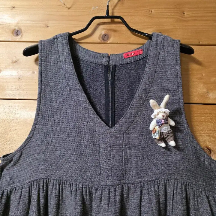 [BUNJANG] Sleeveless Dress / 민소매원핏. (코사지 코디용입니다