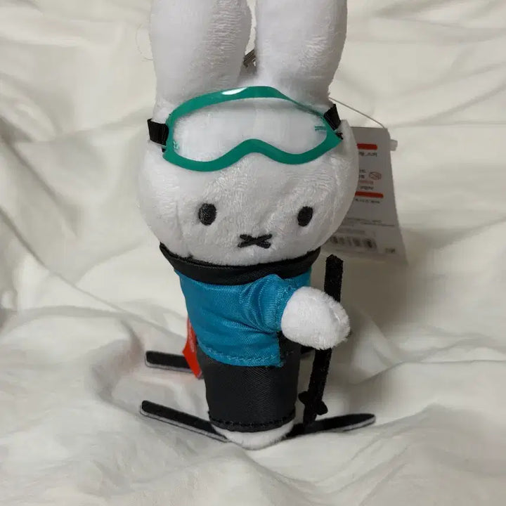 [BUNJANG] Miffy Winter Olympics Skiing Doll Keyring / 미피 동계올림픽 스키 인형 키링 새상품