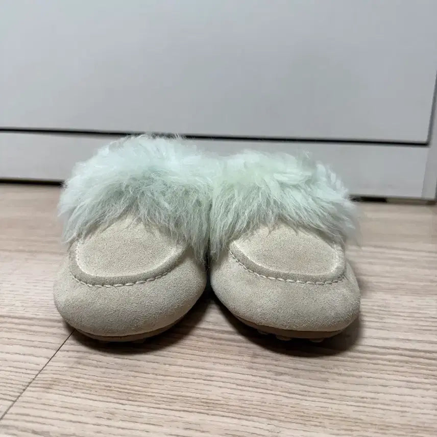 [BUNJANG] UGG Shine Mule (250) / UGG 어그 샤인 뮬 (250)