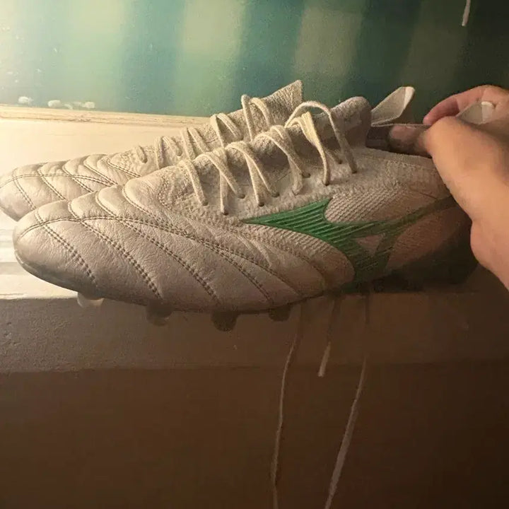 [BUNJANG] Mizuno Soccer Cleats 285 / 미즈노 축구화 285